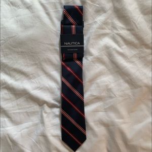 Nautica Tie and Pocket Square